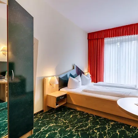 Waldhotel Vogtland 3*