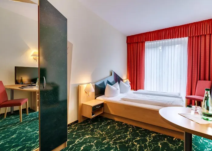 Waldhotel Vogtland 3*